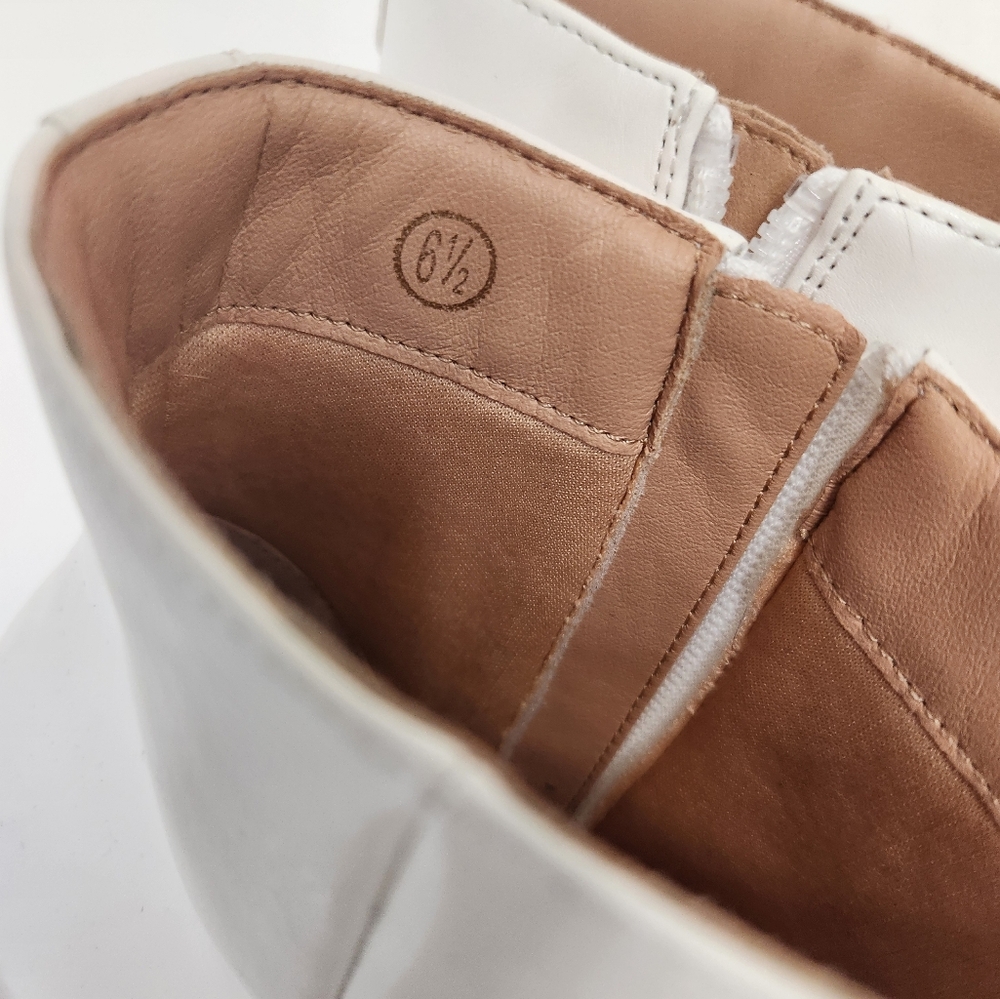 Elegant White Ankle Boots - Picture 3 of 3